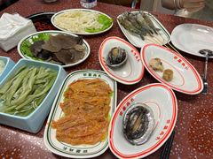 -四囍码头海鲜烧烤自助火锅(外滩南京东路悦荟广场店)