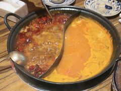 -旧街市鲜货老火锅(大光路店)