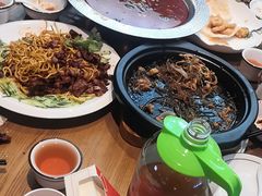 -俭寨大盘鸡·手抓肉·烧烤新疆菜(乌苏路店)