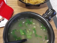 现熬羊杂汤-隆门客栈·西北小吃手工面(丰盛町商业步行街店)