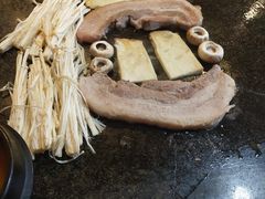 -小黑猪石板烤肉(皇冠花园店)