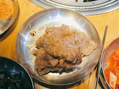 -老炉家木炭烤肉(长江国际店)