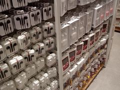 -名创优品(山东青岛华润万象城店)