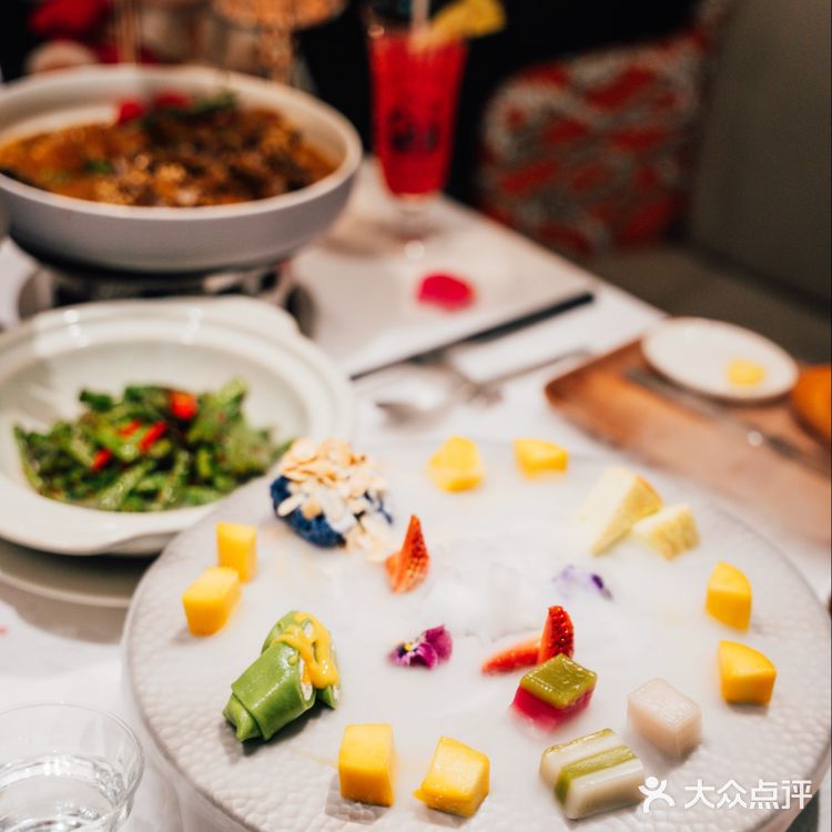 在德基！!存一下💕南京520约会氛围漂亮饭