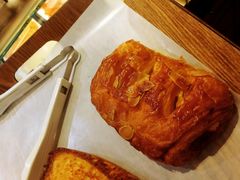 -皇冠幸福里动物奶油生日蛋糕(光谷软件园店)