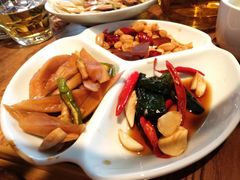 -漫月里·鲁菜海鲜小渔村(海水浴场店)