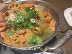 -吴越荣记苏州菜·松鼠桂鱼100%活鱼现做(斜塘老街店)