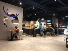 -瑞幸咖啡(新世界中心店)