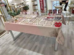 -肆兮眼镜·蔡司·徕卡战略合作店(大坪店)