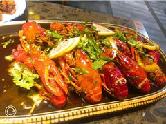 -沪小二炭火蛙锅(淮海中路美食不夜城店)