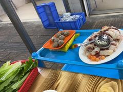 -广味炭炉鸡煲(宝业路分店)