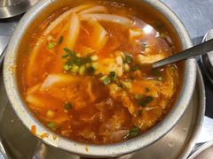 泡菜肥牛汤-本炙炭烤·蒲烧活鳗料理店(金沙洲店)
