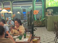 -喃喃椰·糟粕醋·椰子鸡火锅(七堡花园店)