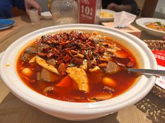 渝信毛血旺-渝信川菜 · 川味家常菜(财富购物中心店)