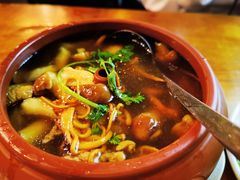 -小厨子私房菜·云南美食店