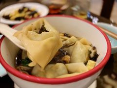 三鲜馄饨-五观堂素食(新华路店)