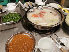 -去吃小龙虾·江湖菜·烧烤(南滨路店)
