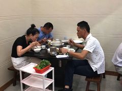 用餐区-正能量脆肉鲩火锅