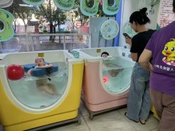 -小鸭先知婴儿游泳馆