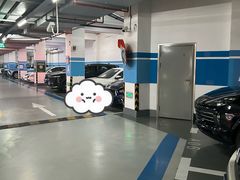 -国华国际广场-地下停车场