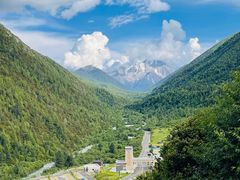 -亚拉雪山风景区