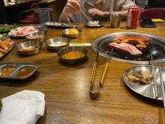 厚切五花肉-·缸桶屋·韩式牛肋条自助烤肉(西湖D11店)