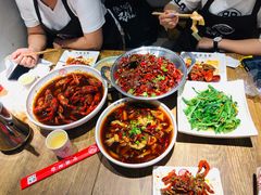 -叶派龙虾•招牌香辣蟹·海鲜(中海国际店)