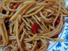 酸辣土豆丝饭-生活本该如此北京小馆(周庄嘉园店)