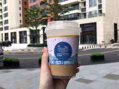 牛奶咖啡-Oasis coffee燕谷咖啡(公信店)