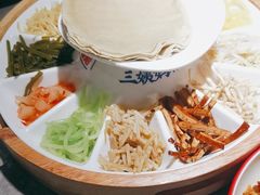 -怪噜范·老贵阳街头名小吃(世纪金源旗舰店)