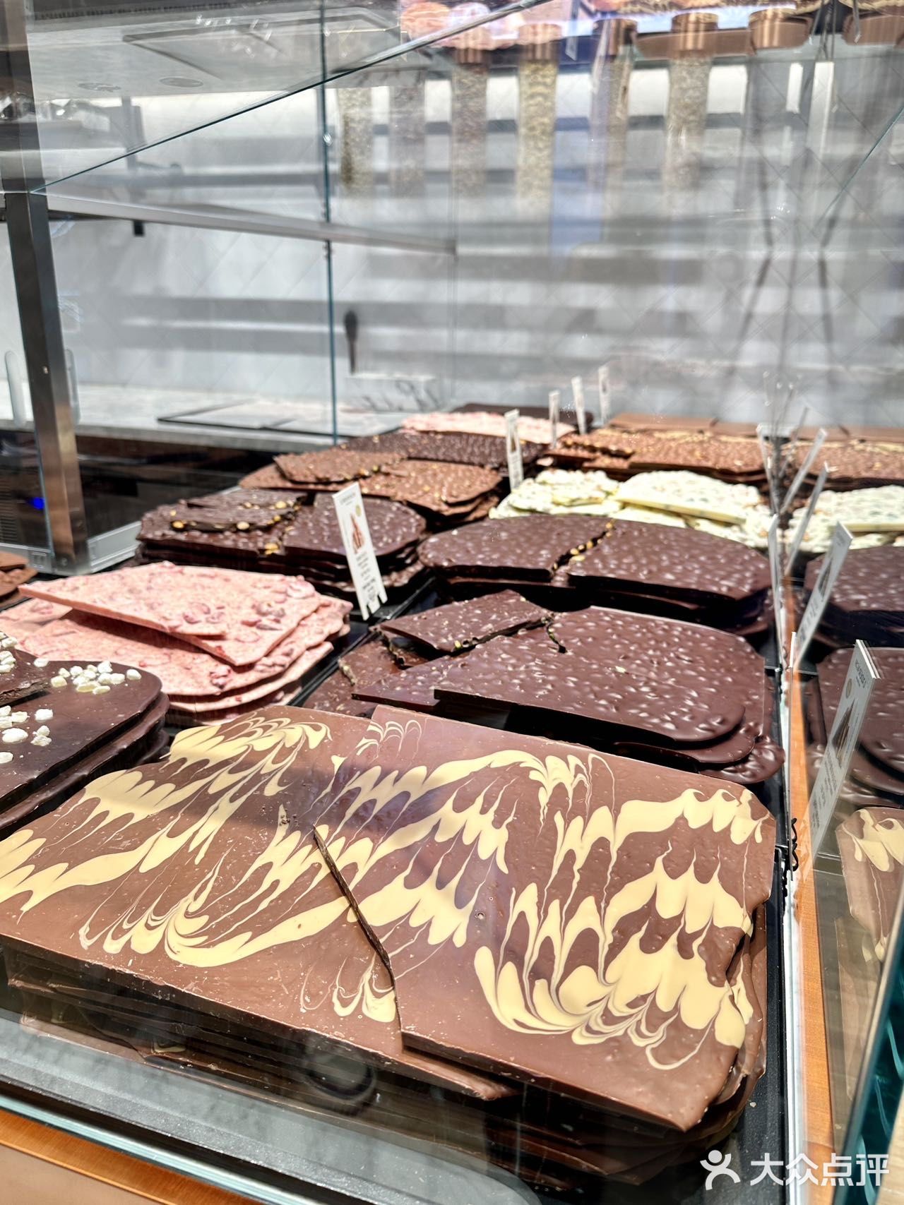 巧克力🍫的海洋 |Laderach 莱德拉新春上新了！