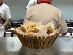 -闫家驴肉老店(华电一校店)