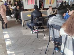 大堂-麦当劳(成都时代奥特莱斯店)