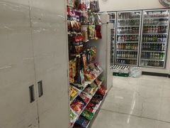 -711便利店(第二儿童医院店)