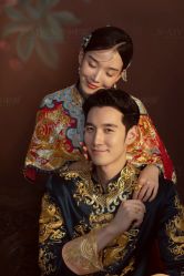 -雪中彩影婚纱摄影·微光艺术中心