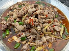 -兔行天下-鸿鹤鲜锅兔(中海国际店)