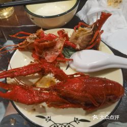 罗胖子龙虾银泰城旗舰店