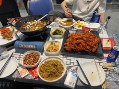 -靓虾二哥长沙地标小龙虾(五一广场店)