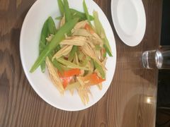 喜多利--门钉肉饼牛肉面-清真吴记门钉肉饼·喜多利