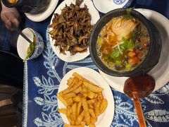 -云南李记罐罐米线饵丝小吃(汉中门金鹰店)