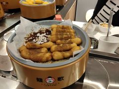 -龍歌自助小火锅(市南金茂湾店)