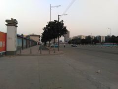 -黄埔华苑酒家(黄埔店)