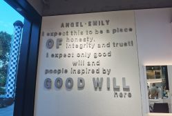 -EMILY 艾米莉 烫染沙龙