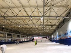 -乔波室内滑雪场