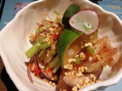 柠檬酸辣无骨凤爪-帕蓝·暹罗料理(曲阳店)