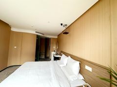 -幸栖洞穴设计酒店(成都春熙路店)