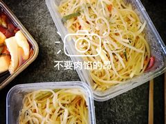 -香巴拉云南餐厅(华莱坞店)