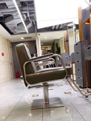 -变画·发型STUDIO