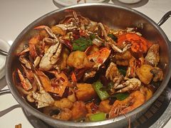 -七欣天香辣蟹火锅(闵行浦江欢乐颂店)