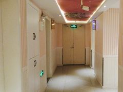 -唯爱KTV聚会餐厅(仙林东城汇店)